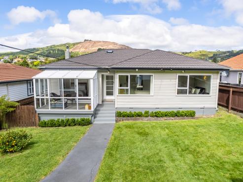 342 Main Road, Tawa