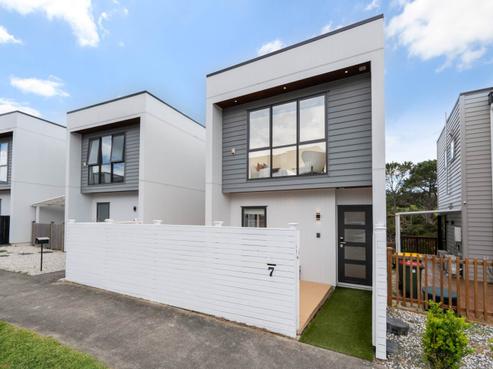 7 Aoraki Crescent, Albany Heights