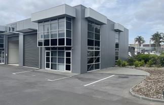 Functional Warehouse at the Airport