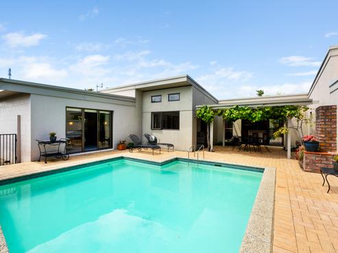37 Barrett Road, Whalers Gate