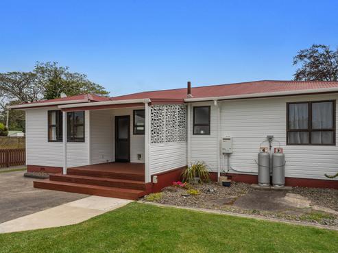 65 College Road, Edgecumbe