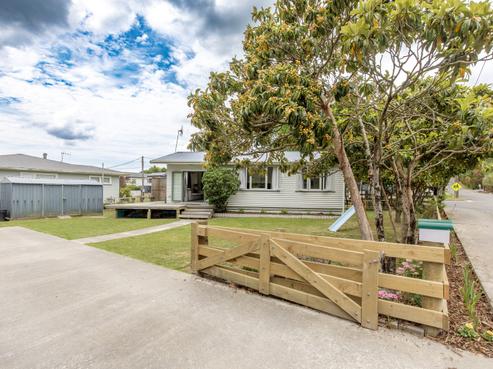 5 Watts Road, Waipawa