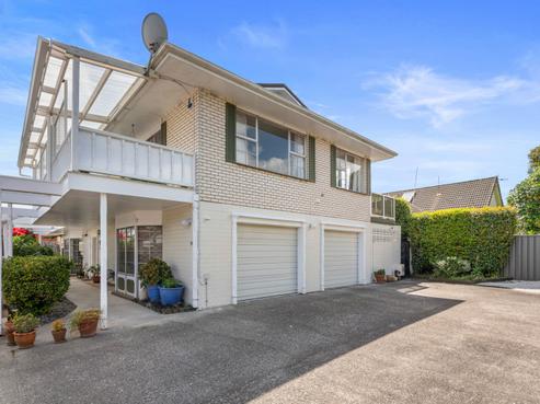 19B Gwendoline Street, Glenholme
