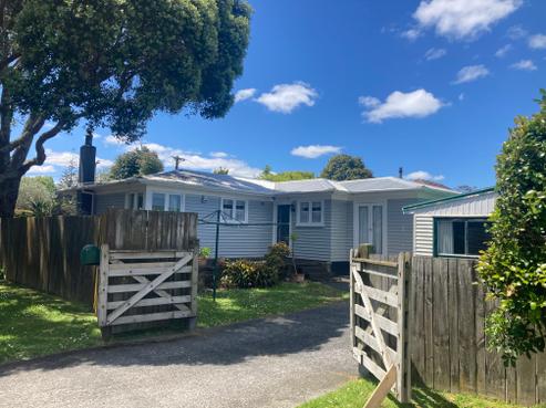 99 Gloria Avenue, Te Atatu Peninsula