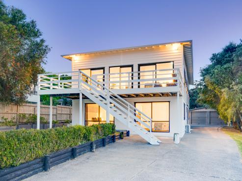 91 Pacific Parade, Army Bay
