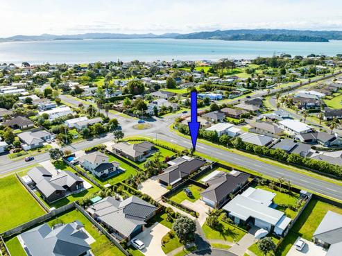 13 Sando Way, One Tree Point