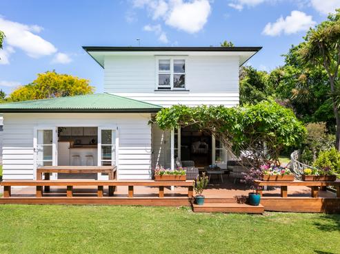 16 Kelvin Street, Inner Kaiti