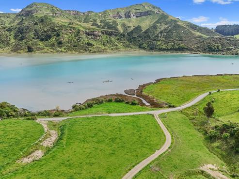 183 Te Mahoe Road, Mokau