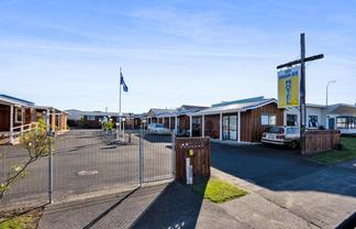 MOTEL WITH GREAT POTENTIAL