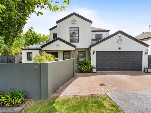 2/1 Bundoran Way, Pinehill