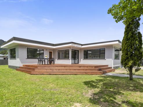 43 Dover Road, Wainuiomata