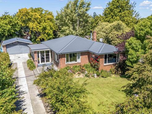 92 Main North Road, Woodend