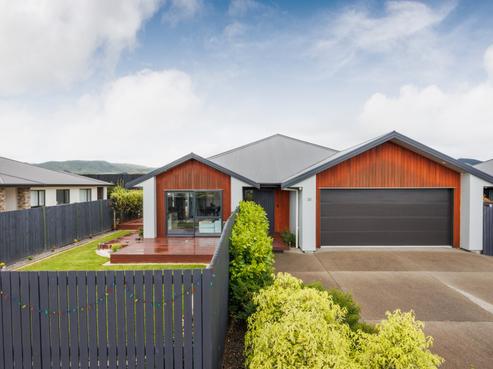 30 Atlantic Drive, Fitzherbert