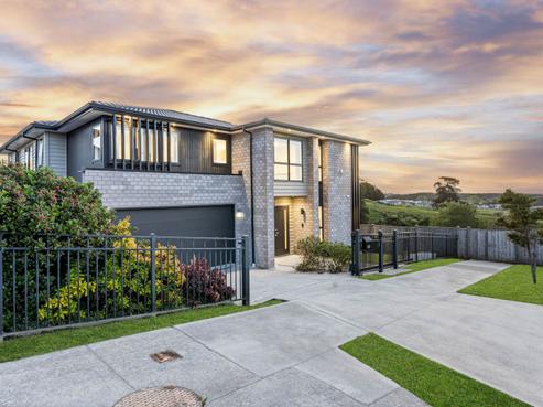43 Matahae Drive, Flat Bush