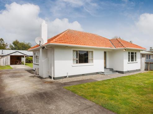 32 Keeling Street, West End
