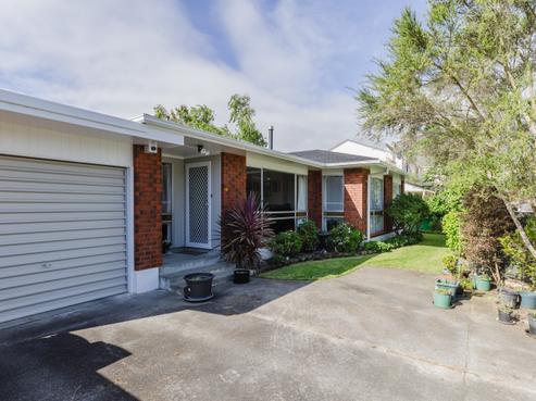 18C Keeling Street, West End