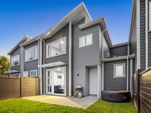 4 Taitonga Lane, Stanmore Bay