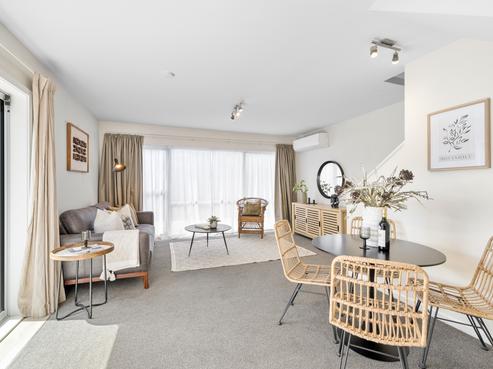 1/34 Holly Road, Saint Albans