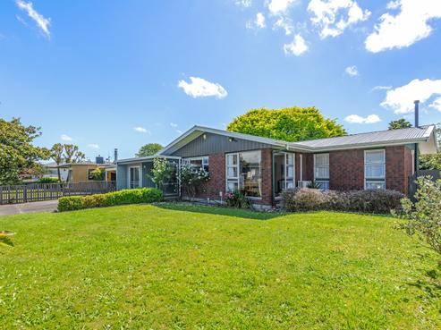 31 Somerset Crescent, Highbury