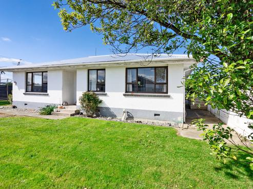 16 Stirrat Street, Kingswell