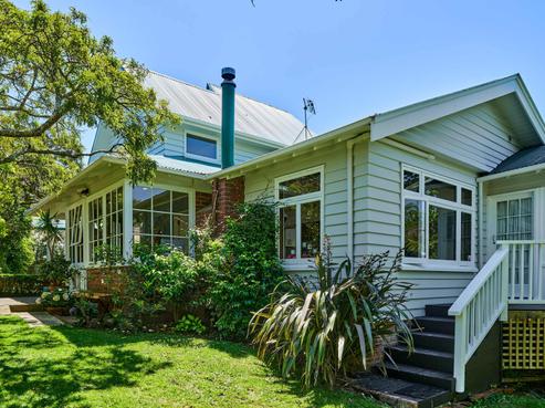 28 Natusch Road, Belmont