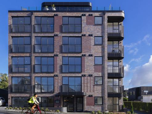 2 Finch Street, Morningside