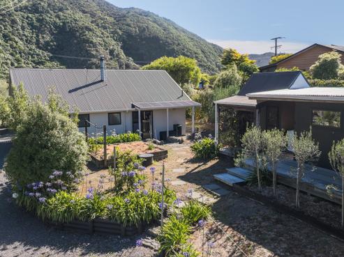 17 Miro Street, Rarangi