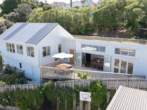 16 Downes Street, Titahi Bay