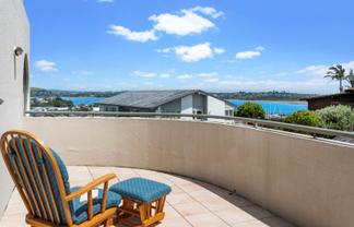 1/73 Takutai Avenue, Half Moon Bay