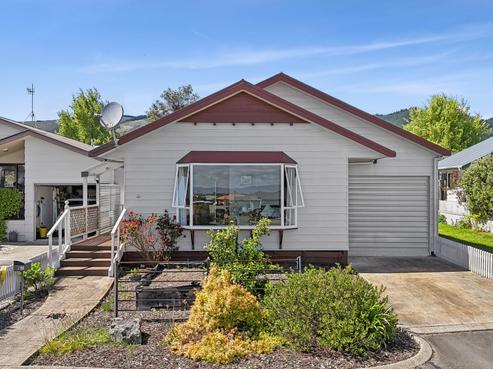 2 Fernlea Rise, Richmond