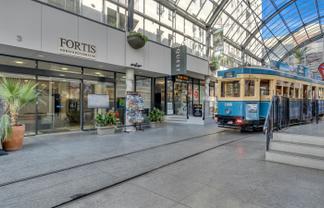 178sqm prime retail/office - Cathedral Junction