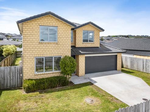 27 Wellfield Drive, Papakura