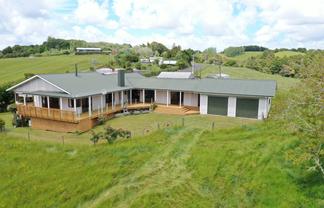 3660 Highway 22, Huntly