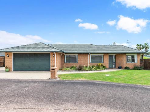 15 Lothian Brae, Wattle Downs