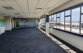 Premium Top Floor Office For Lease