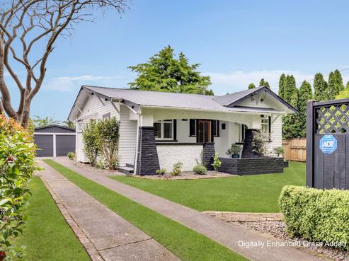 13 Godwin Crescent, College Estate