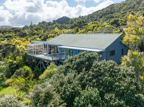 109 Seaview Road, Piha