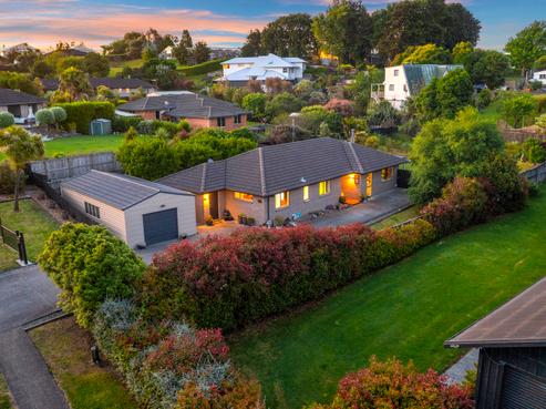 16 Gavinike Place, Waimauku