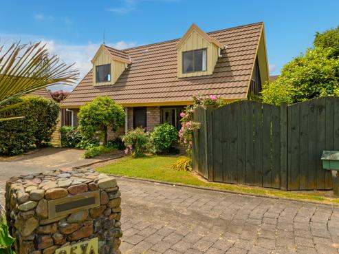 257 Levers Road, Matua