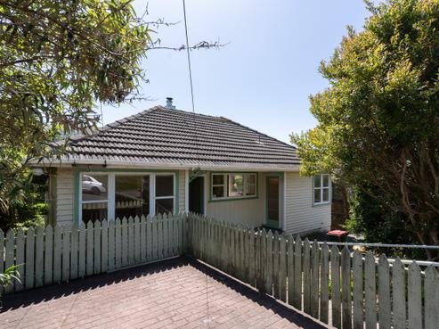 45 Handyside Street, Tawa