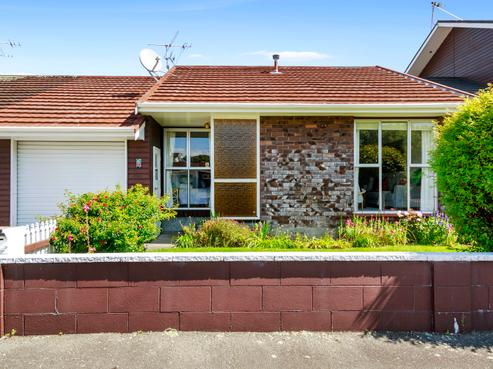 18 Nikau Grove, Woburn