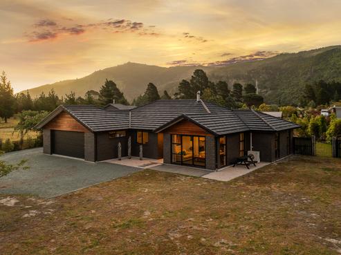 271 Rarangi Beach Road, Rarangi