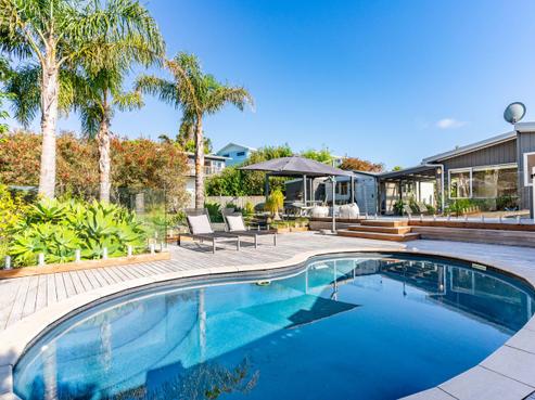 13 Taranui Place, Mangawhai Heads
