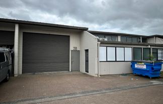 Industrial Unit in the Heart of Henderson