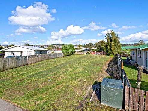 23 Belgrave Place, Papakura