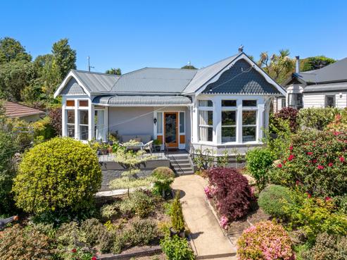 18 Northview Crescent, Belleknowes