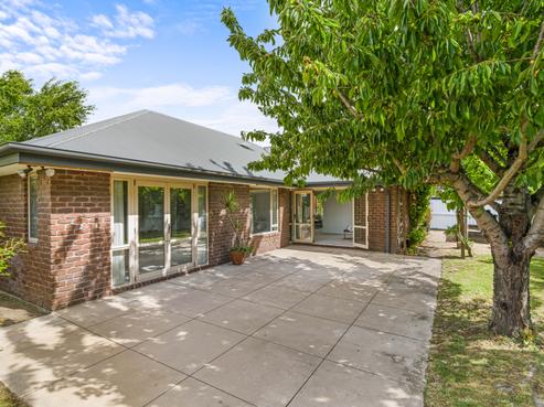 9 Caudron Road, Hornby