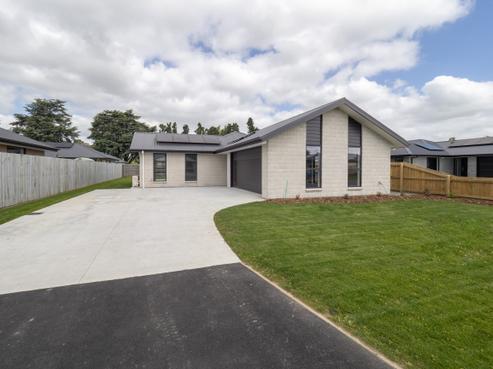 36 Geoff Geering Drive, Elgin