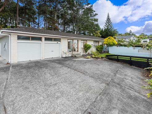 58 Ravenwood Drive, Forrest Hill