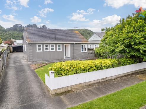 33 Milne Crescent, Taita